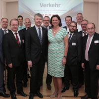 Verkehrsministerin Ilse Aigner bei der Verkehrskonferenz der Fränkischen Wirtschaftskammern in Nürnberg