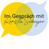 Zwei Sprechblasen, die sich überlagern. Text: Im Gespräch mit Kerstin Schreyer